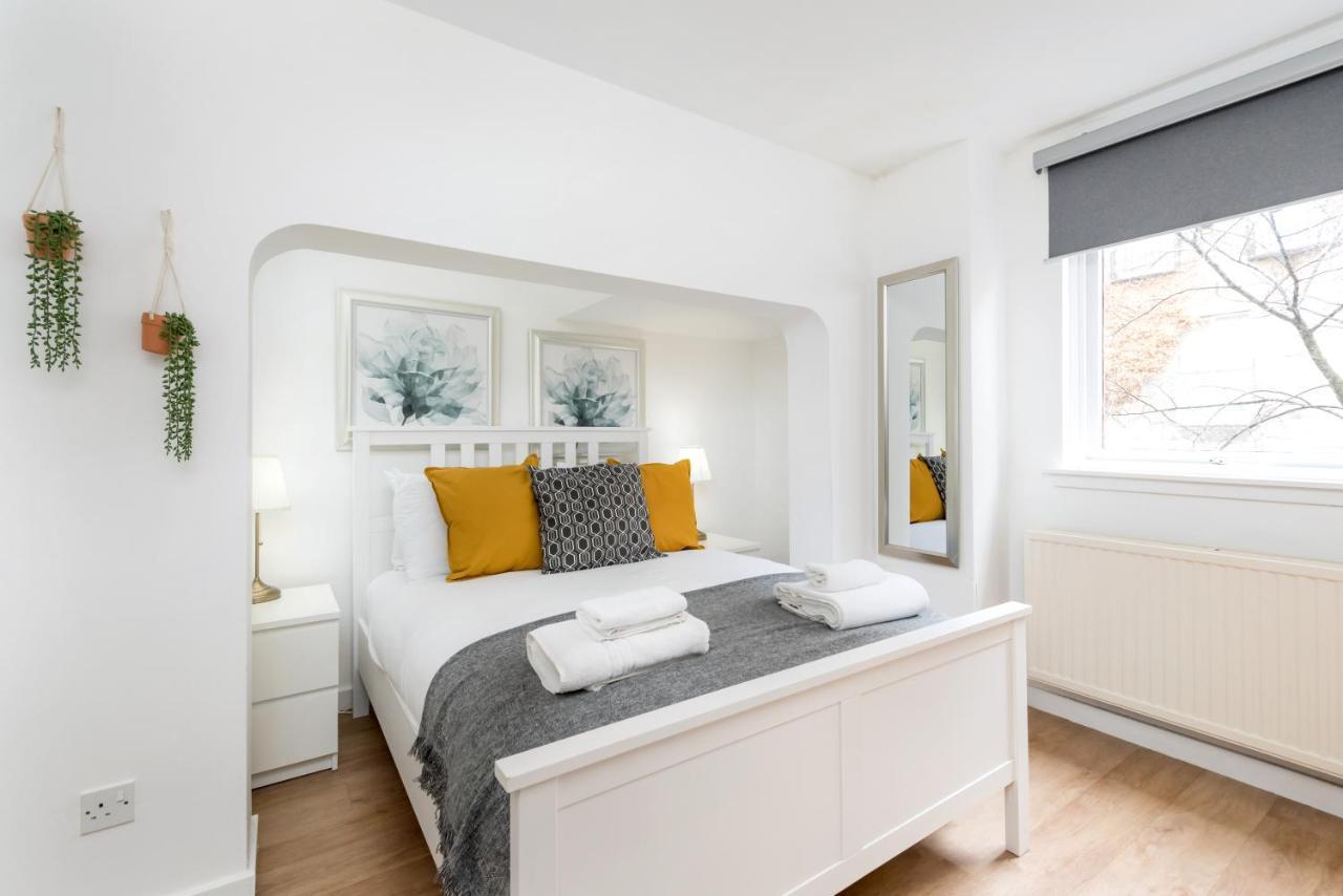 Cosy 1 Bedroom In The West End EDI Exterior photo